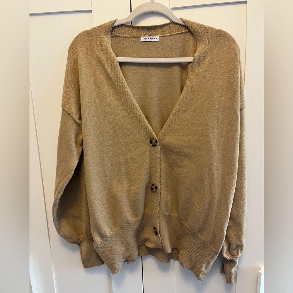 Theo & Spence Tan Cardigan Sweater with V-Neck and Relaxed Fit